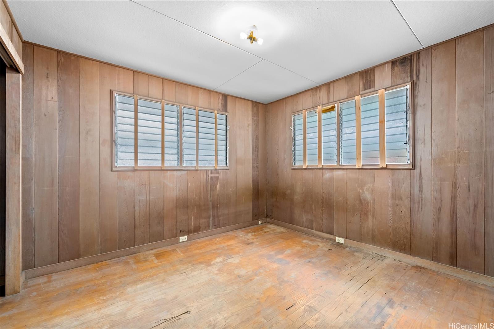 823 Gulick Avenue