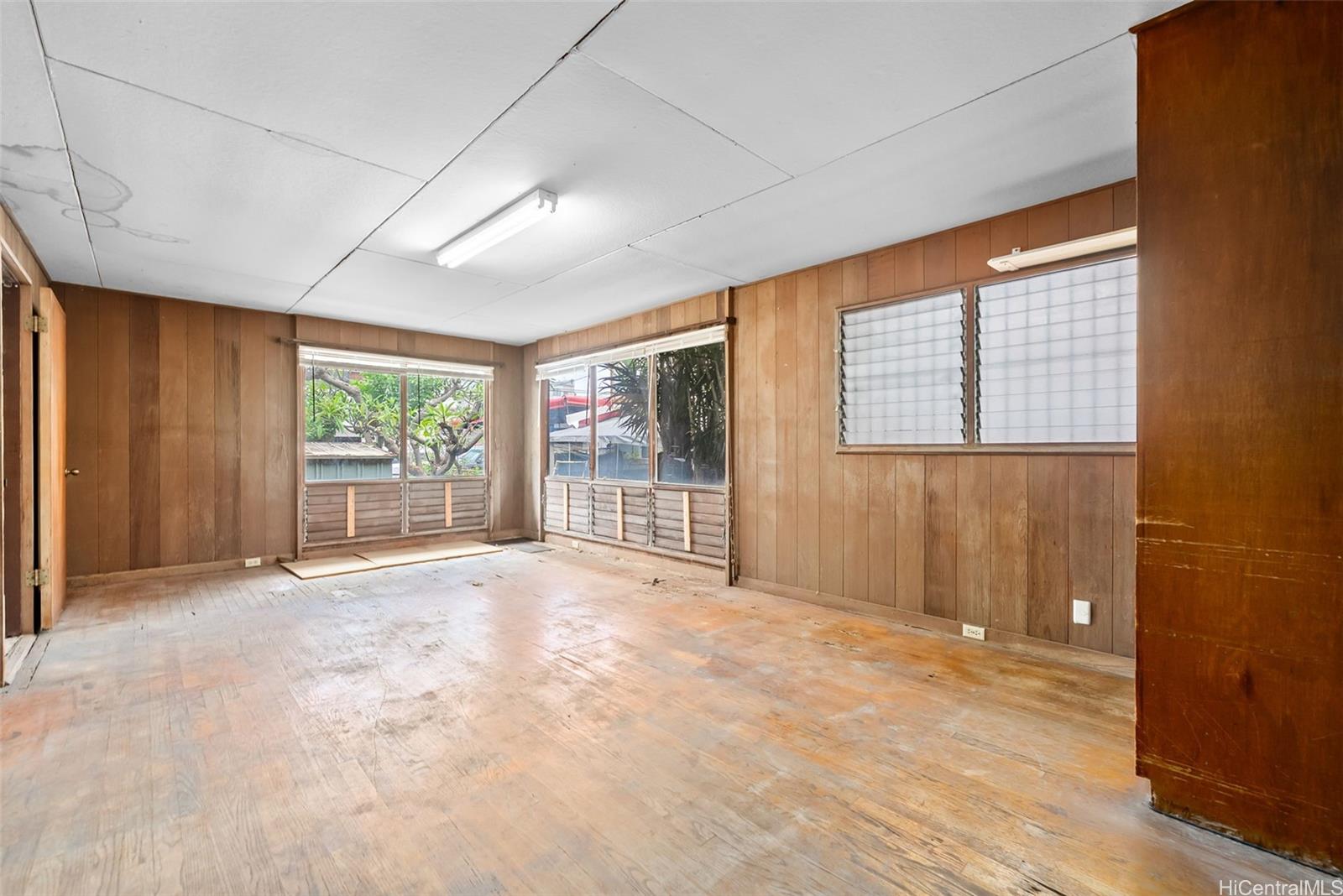 823 Gulick Avenue