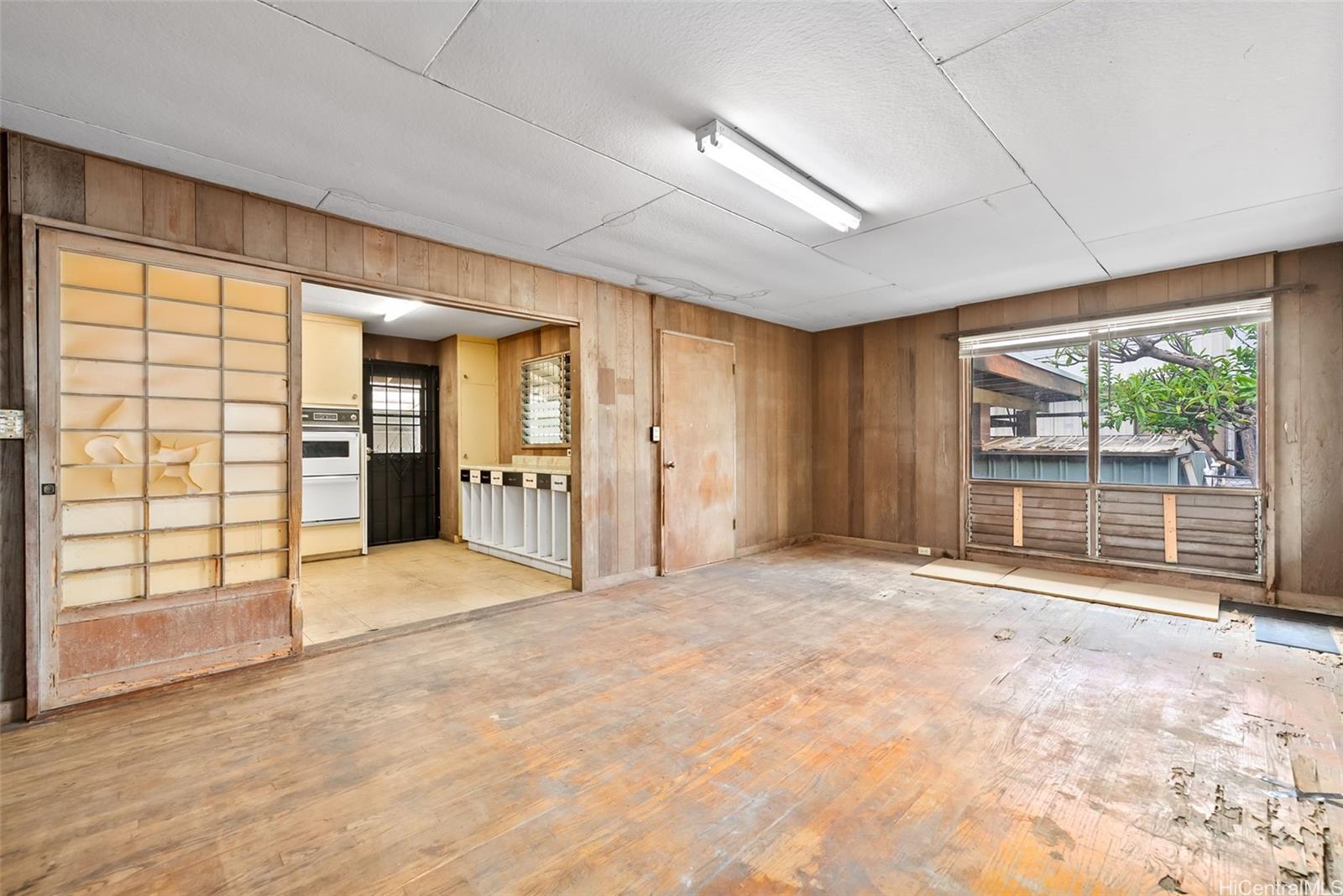 823 Gulick Avenue