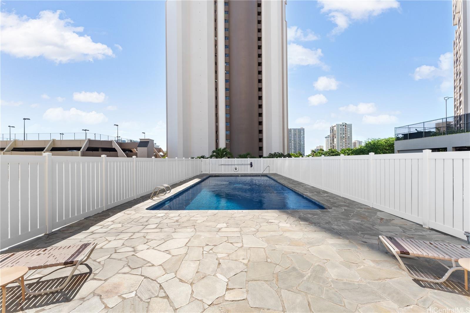 2525 Date Street  Unit 2704