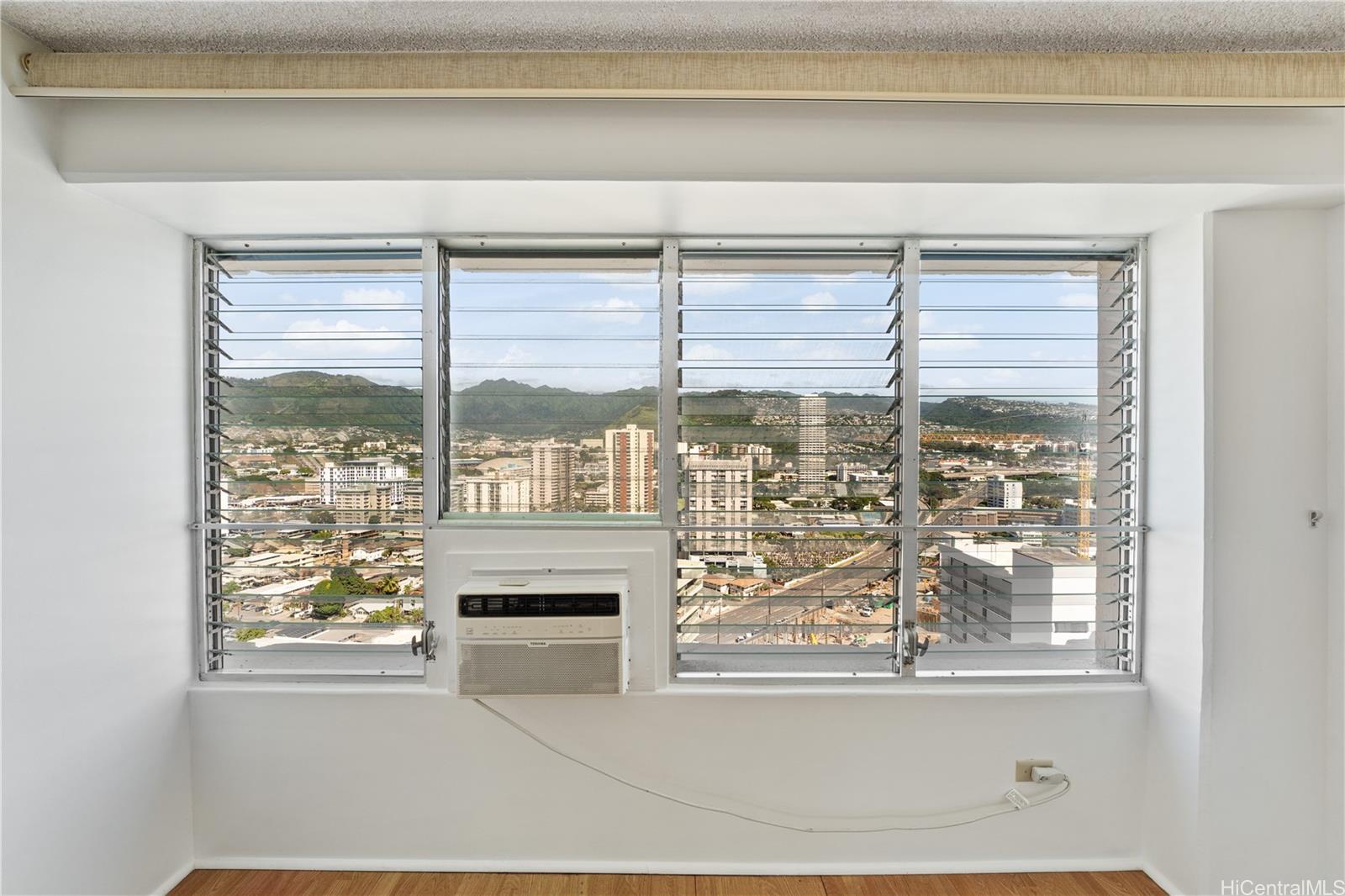 2525 Date Street  Unit 2704