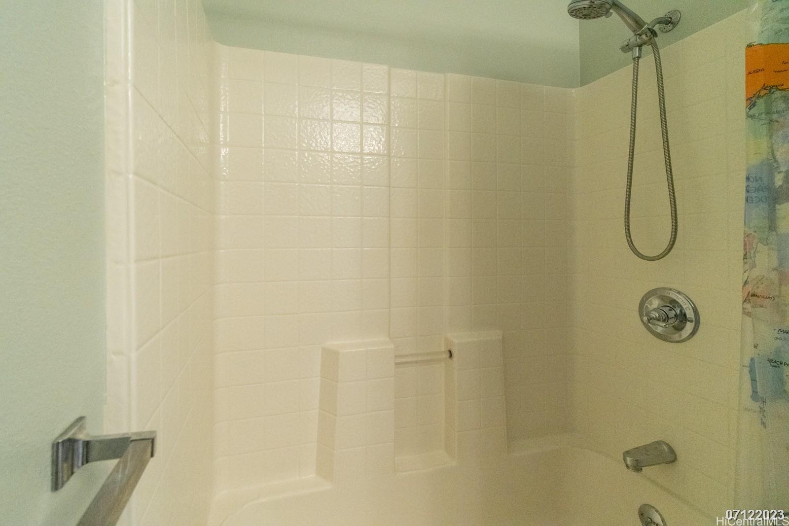 Photo 12 of 25
