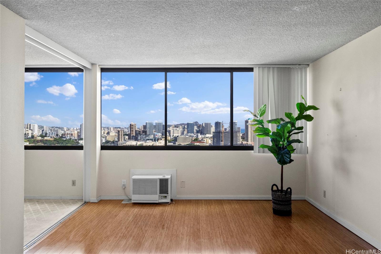 55 S Kukui Street  Unit D3008