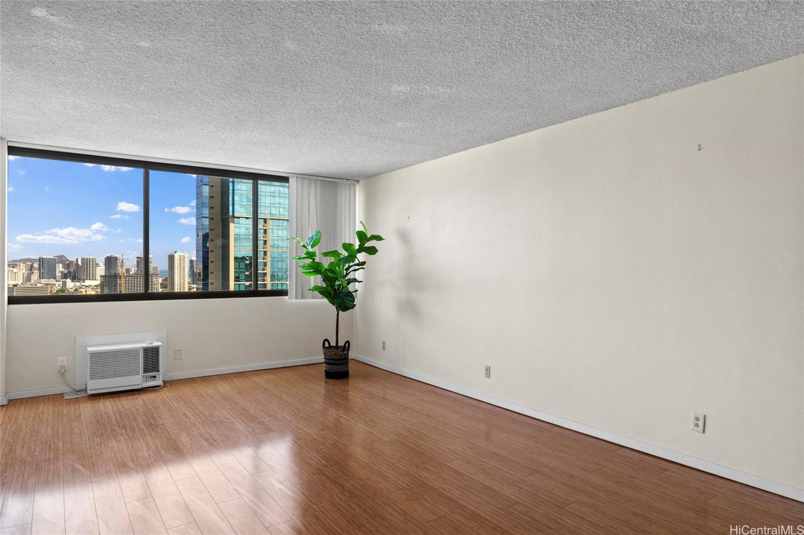 55 S Kukui Street  Unit D3008