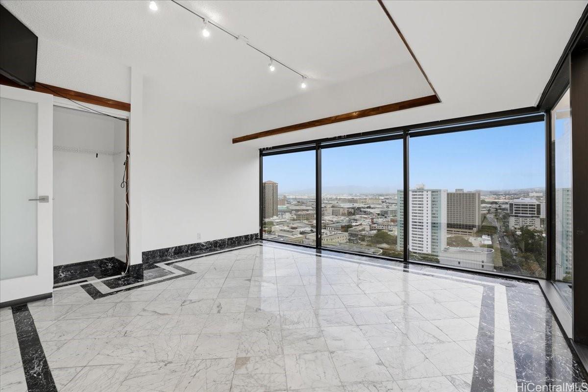 1188 Bishop Street  Unit 2008