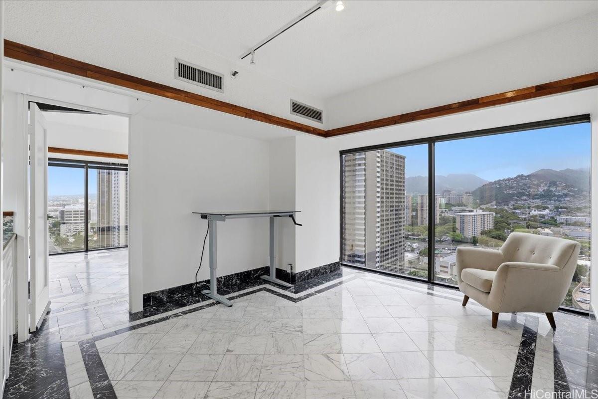 1188 Bishop Street  Unit 2008
