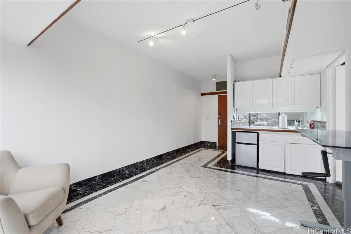 1188 Bishop Street  Unit 2008