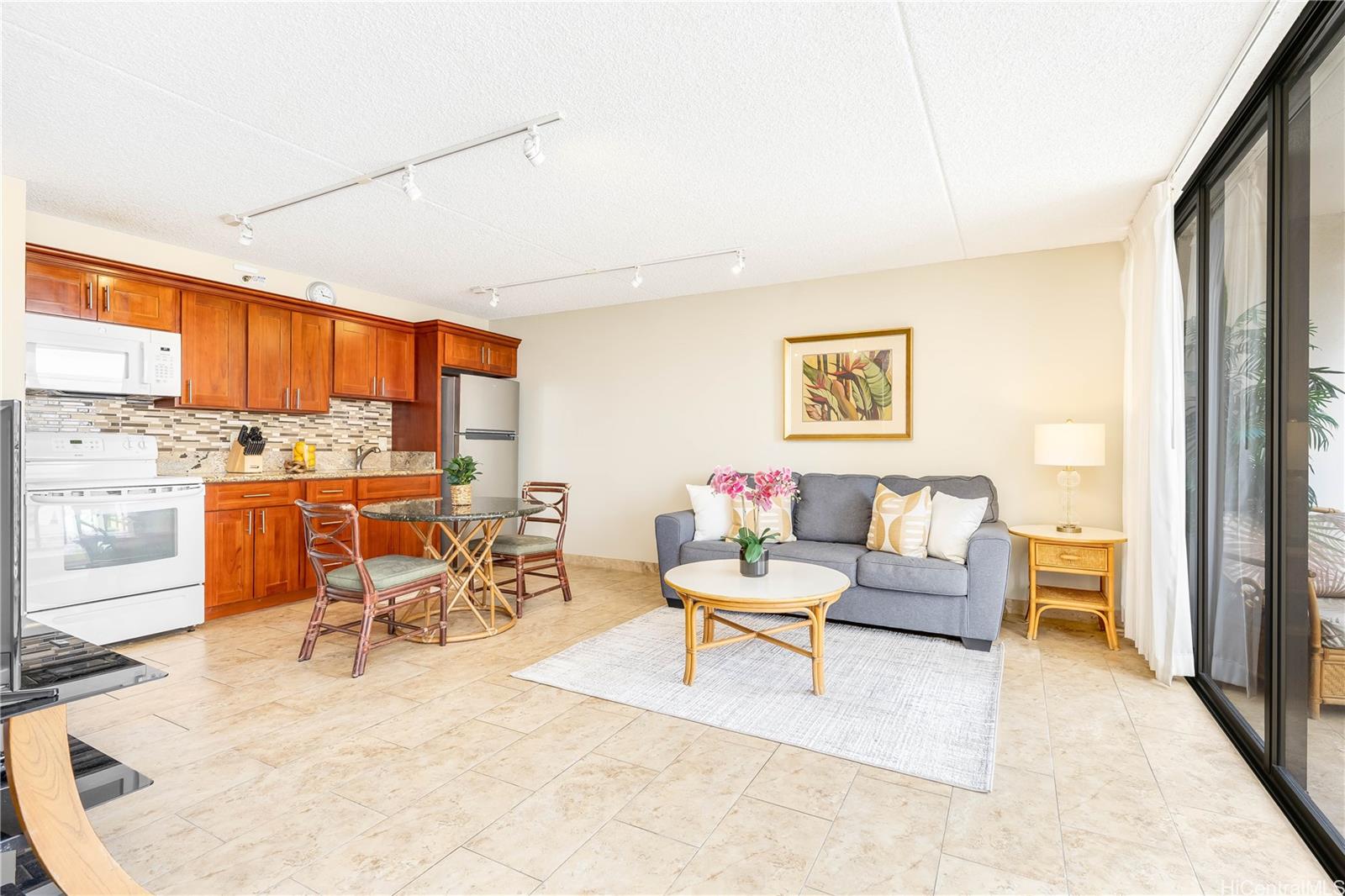 201 Ohua Avenue  Unit Mauka 1706