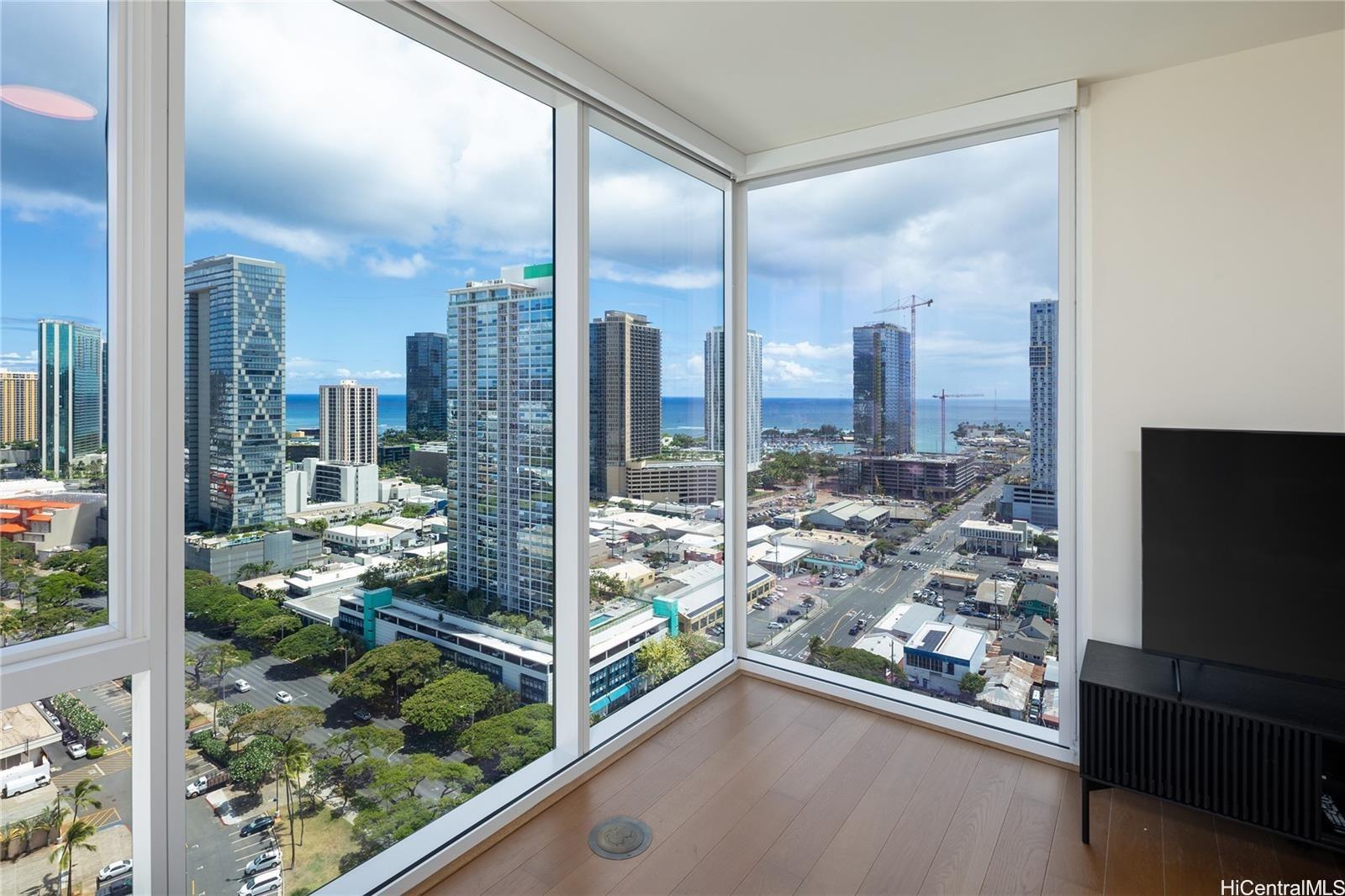888 Kapiolani Boulevard 2703