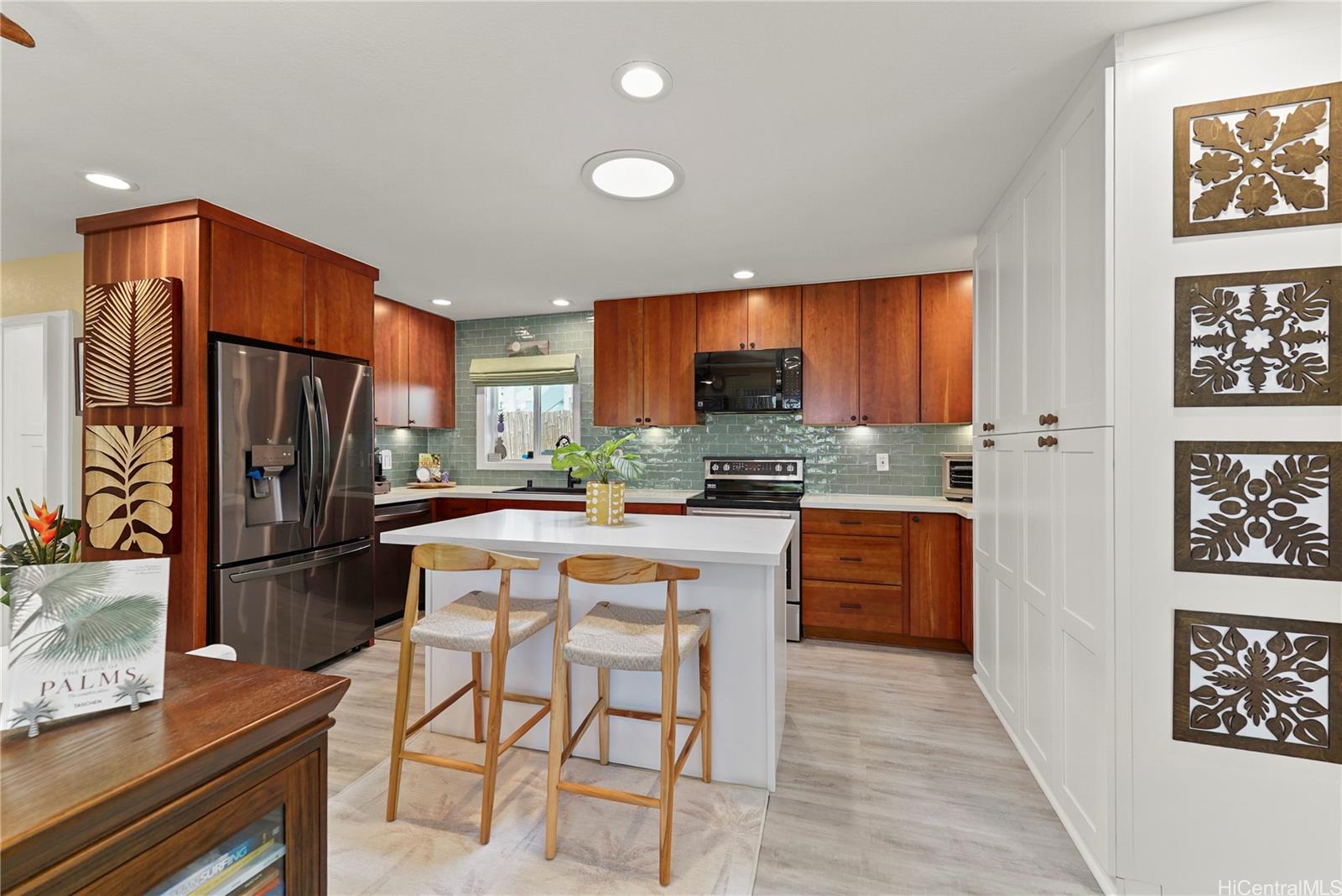 340 Manono Street  Unit 2