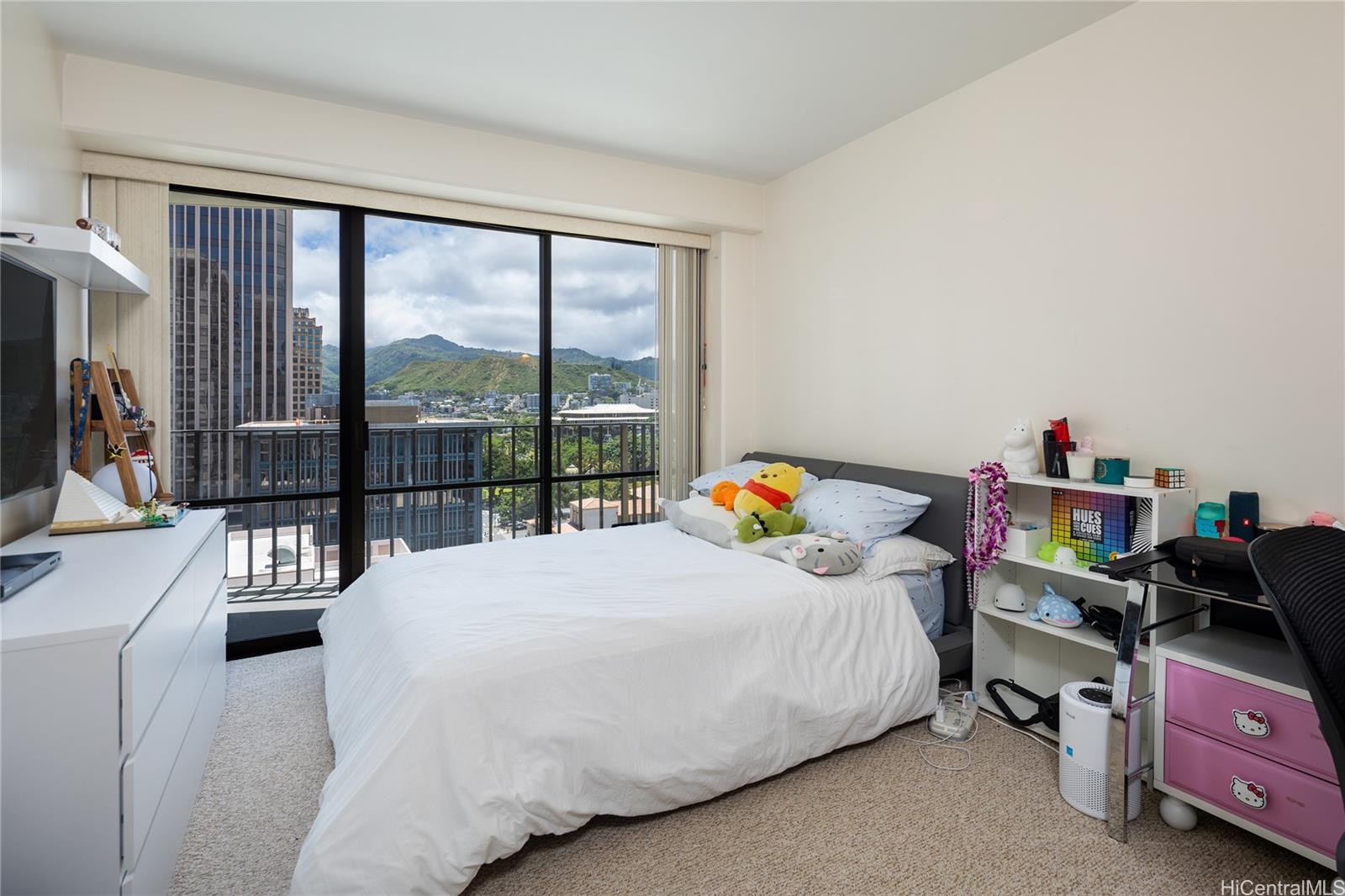700 Richards Street  Unit 1505