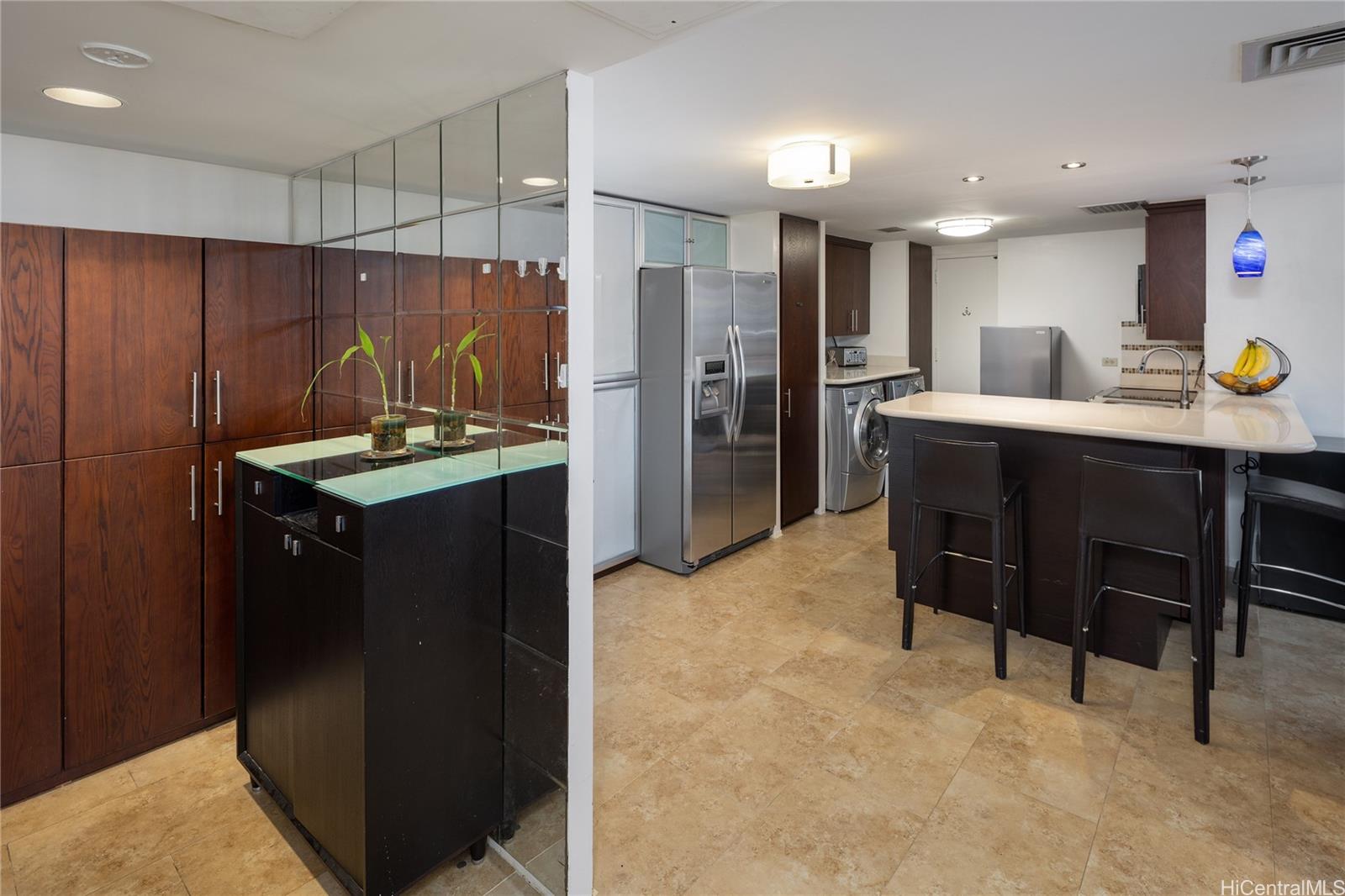 700 Richards Street  Unit 1505
