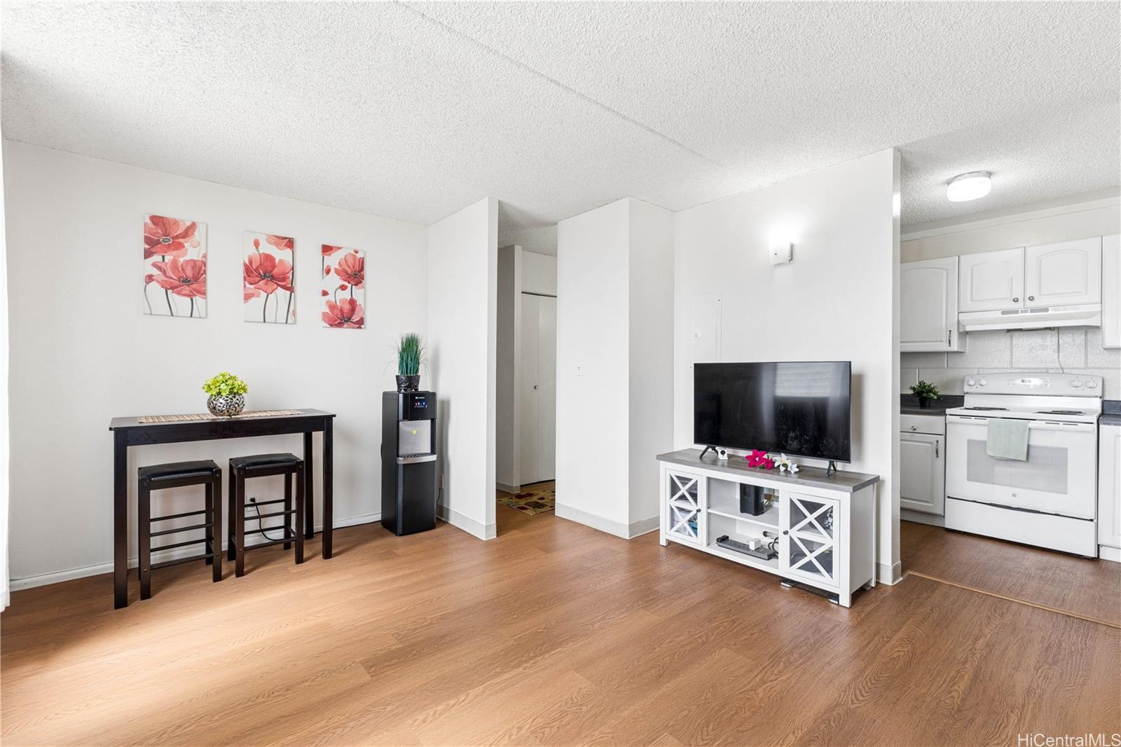 834 Lehua Avenue 307