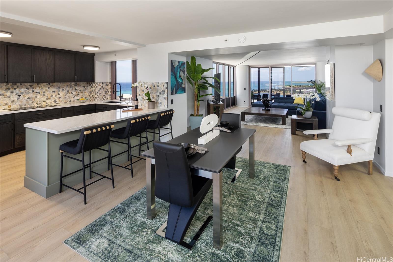 425 South Street 2401