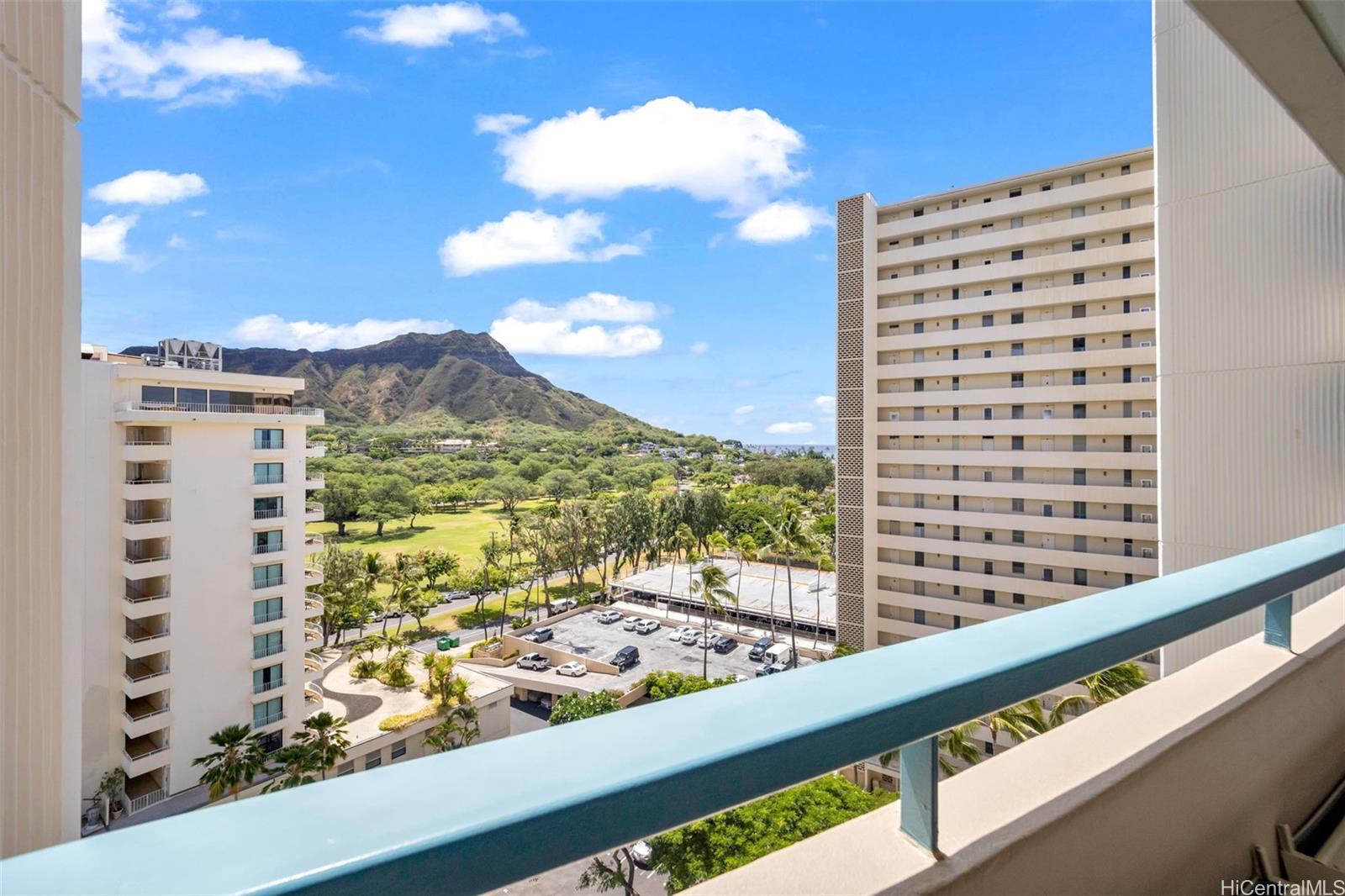 2877 Kalakaua Avenue  Unit 1004