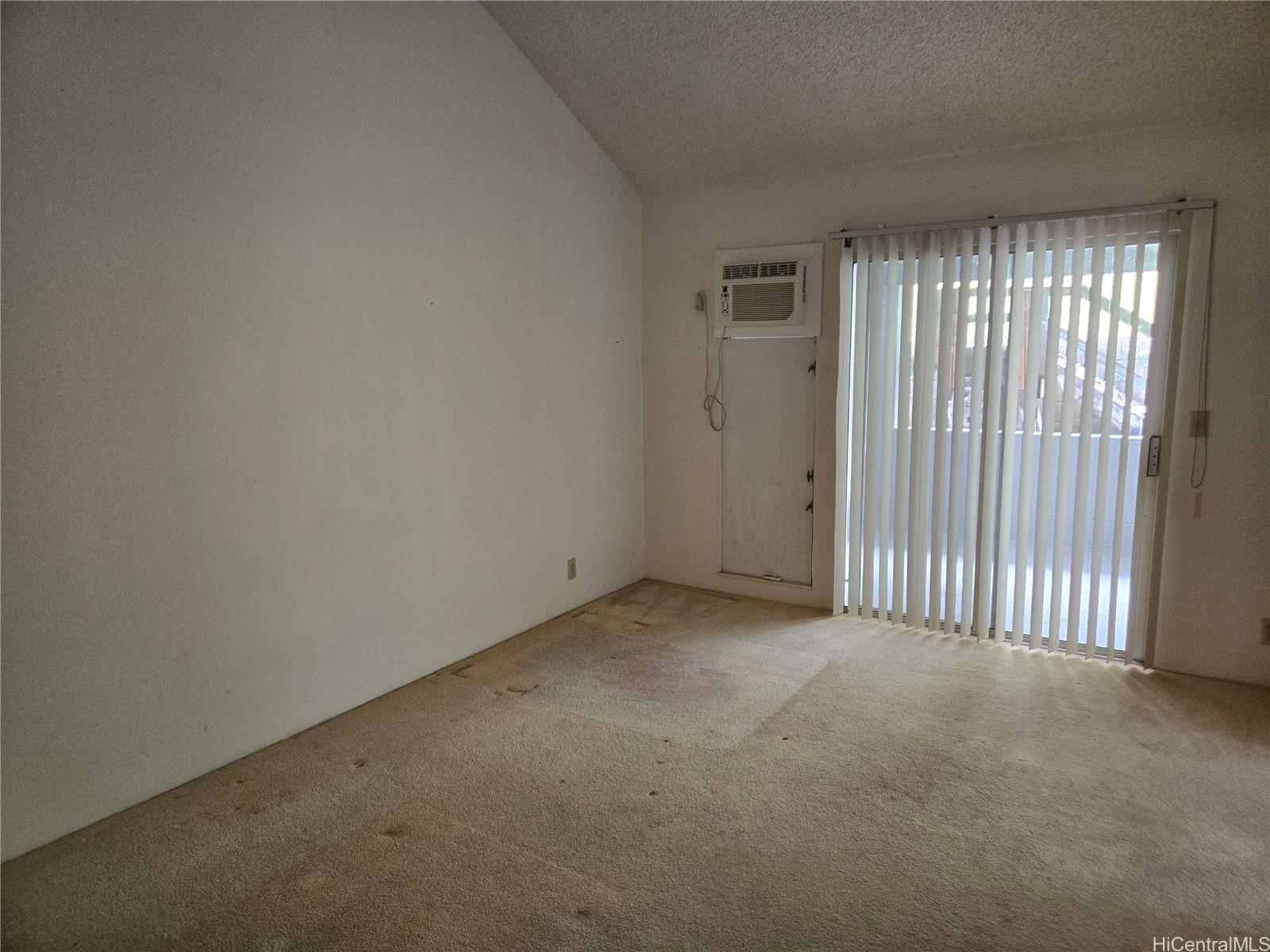 Photo 10 of 21