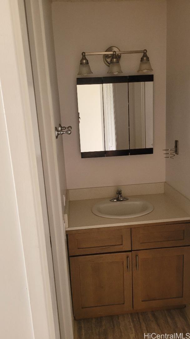 Photo 16 of 25