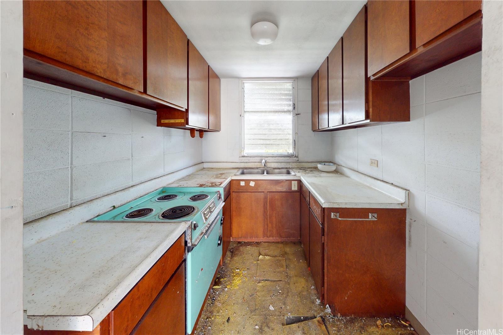 922 Kapahulu Avenue  Unit 306