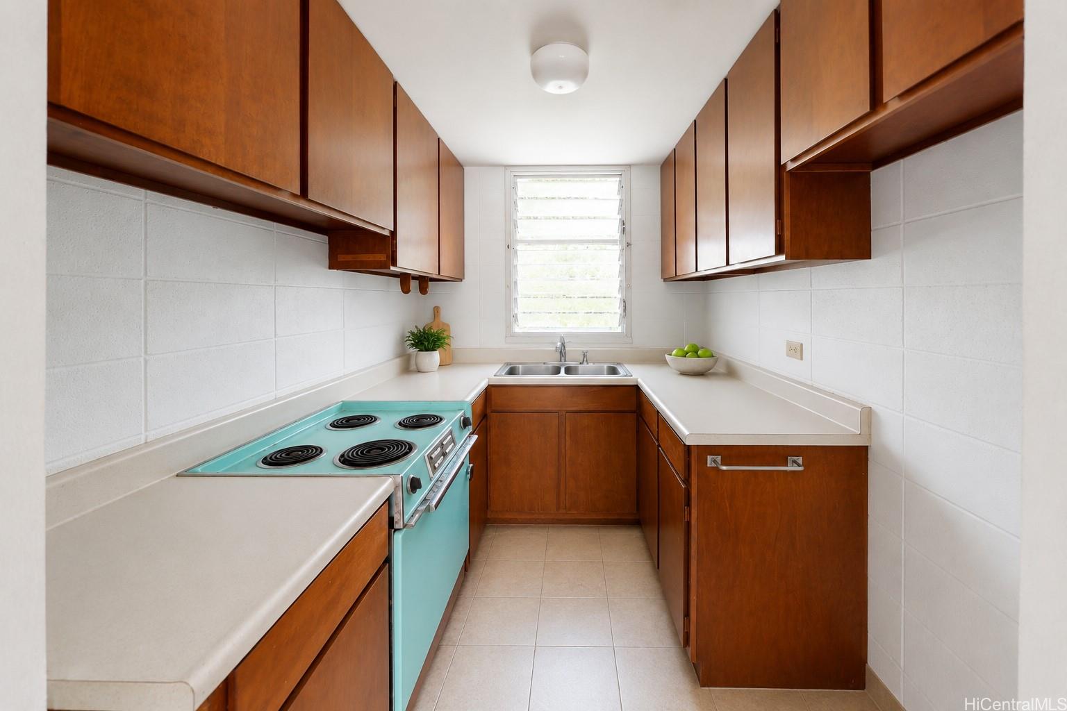 922 Kapahulu Avenue  Unit 306