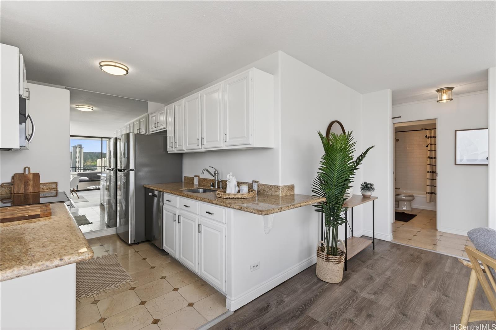 2410 Cleghorn Street  Unit 2503