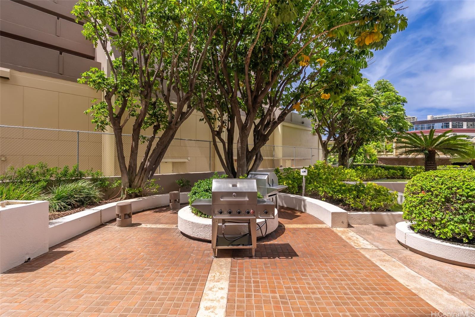 583 Kamoku Street  Unit DH2303