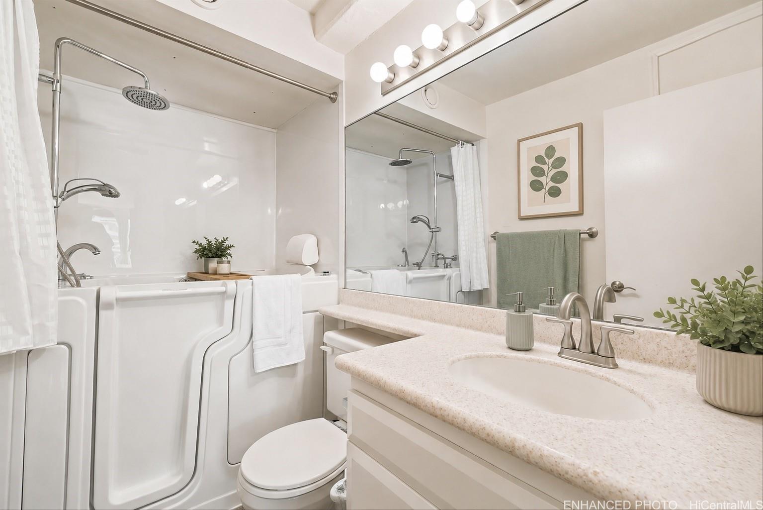 1778 Ala Moana Boulevard  Unit 1207