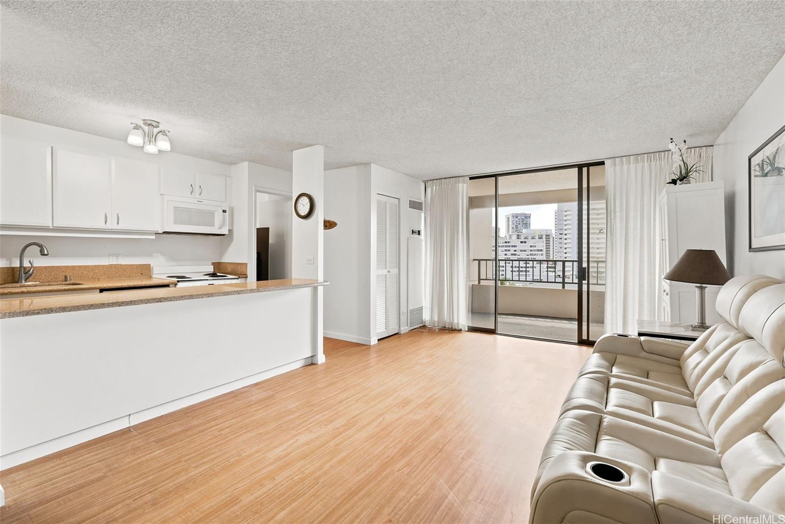 1778 Ala Moana Boulevard  Unit 1207