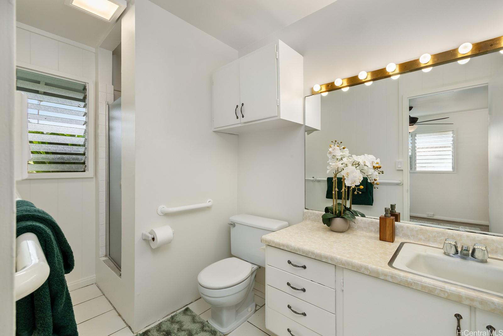 1031 Lunaai Place