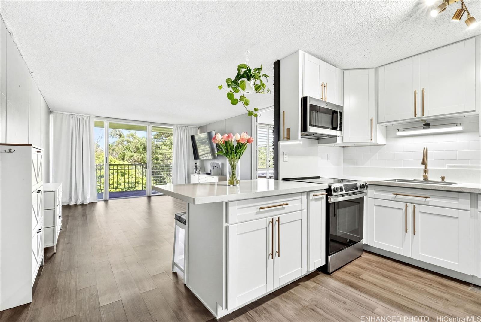 95-2051 Waikalani Place E403