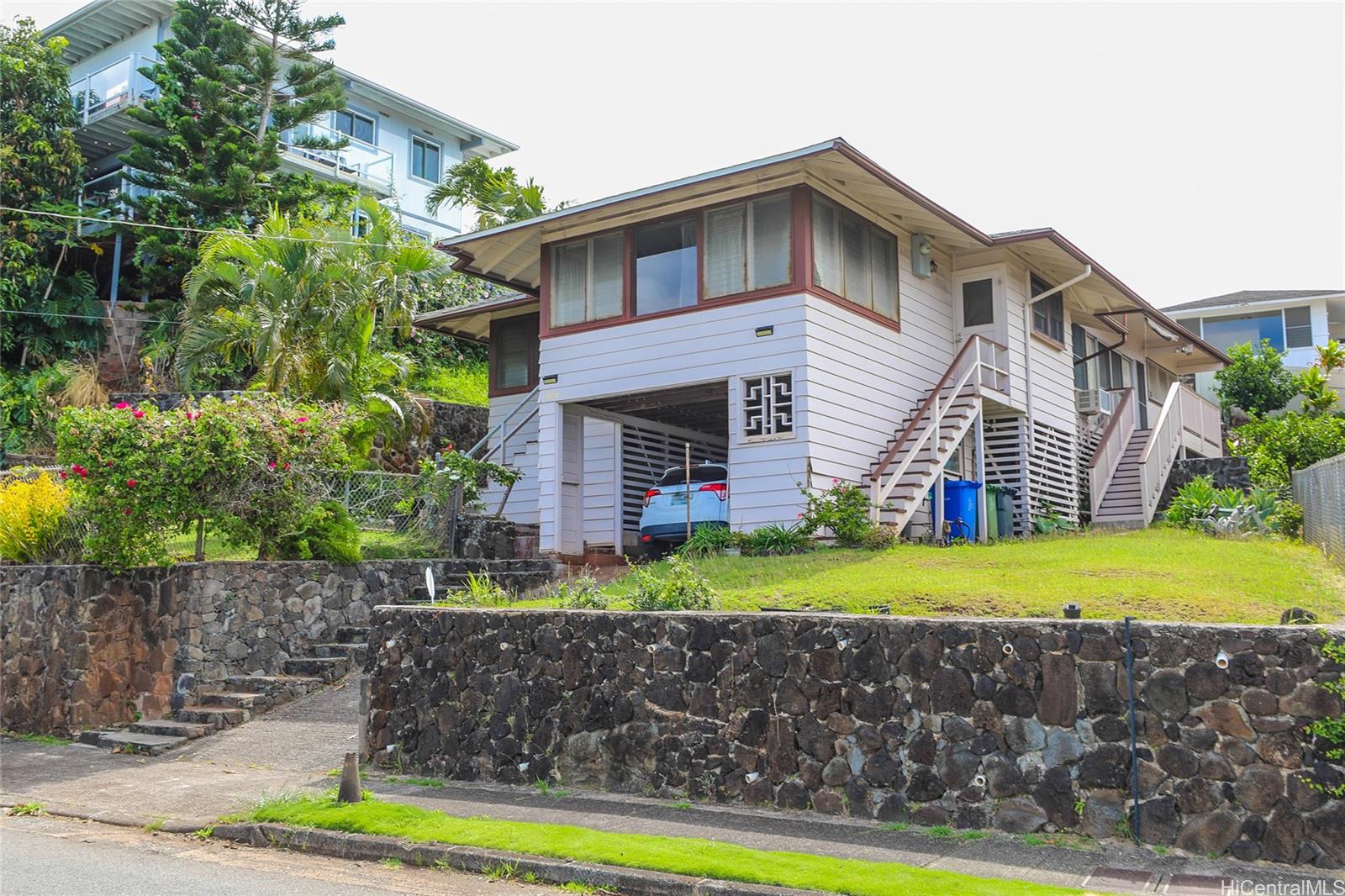 2505 Peter Street