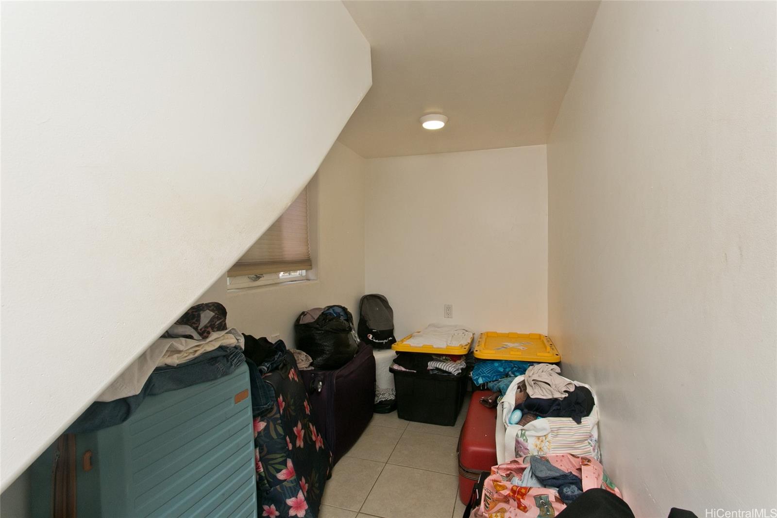 Photo 14 of 21