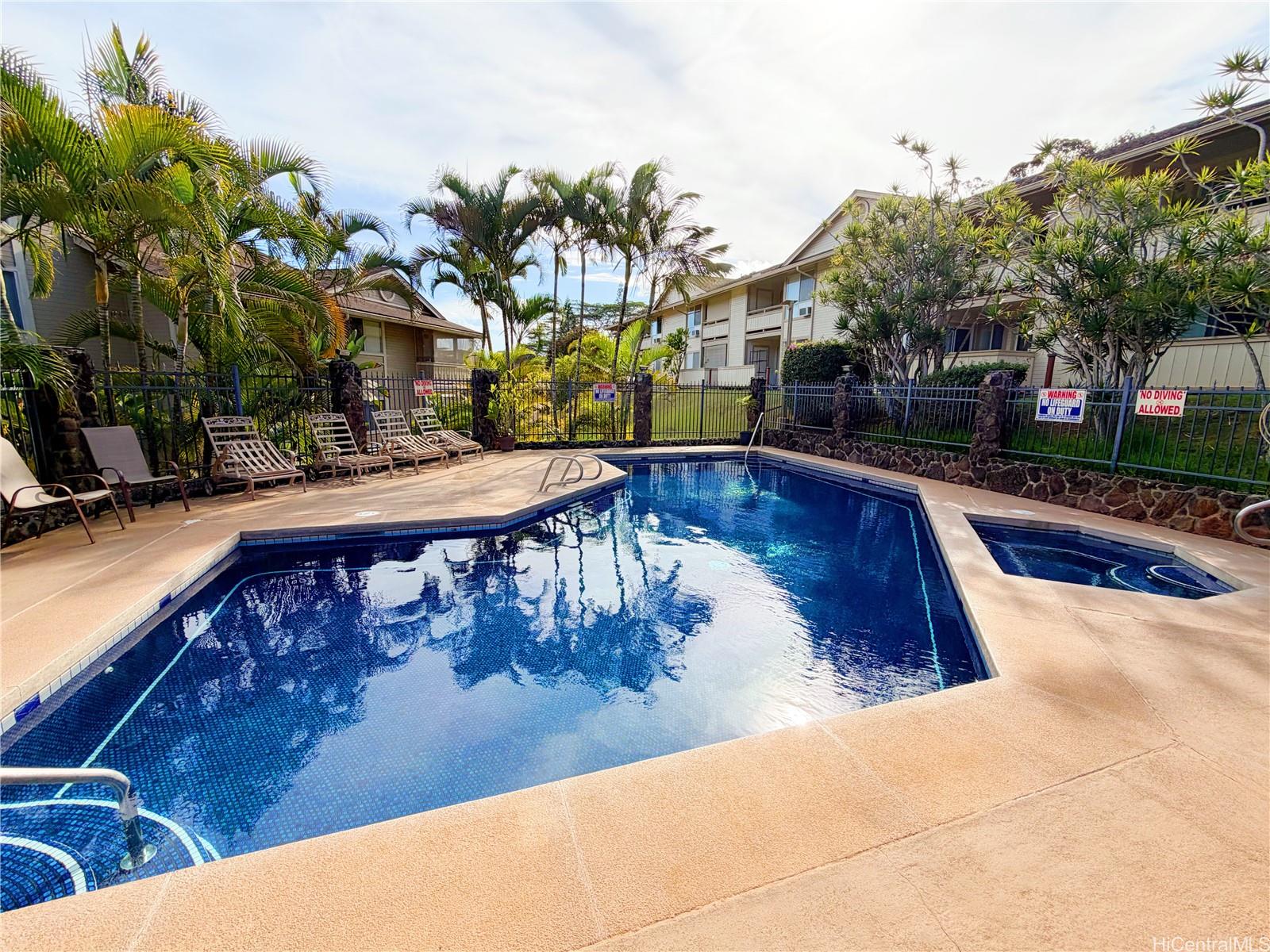 95-510 Wikao Street  Unit Q106