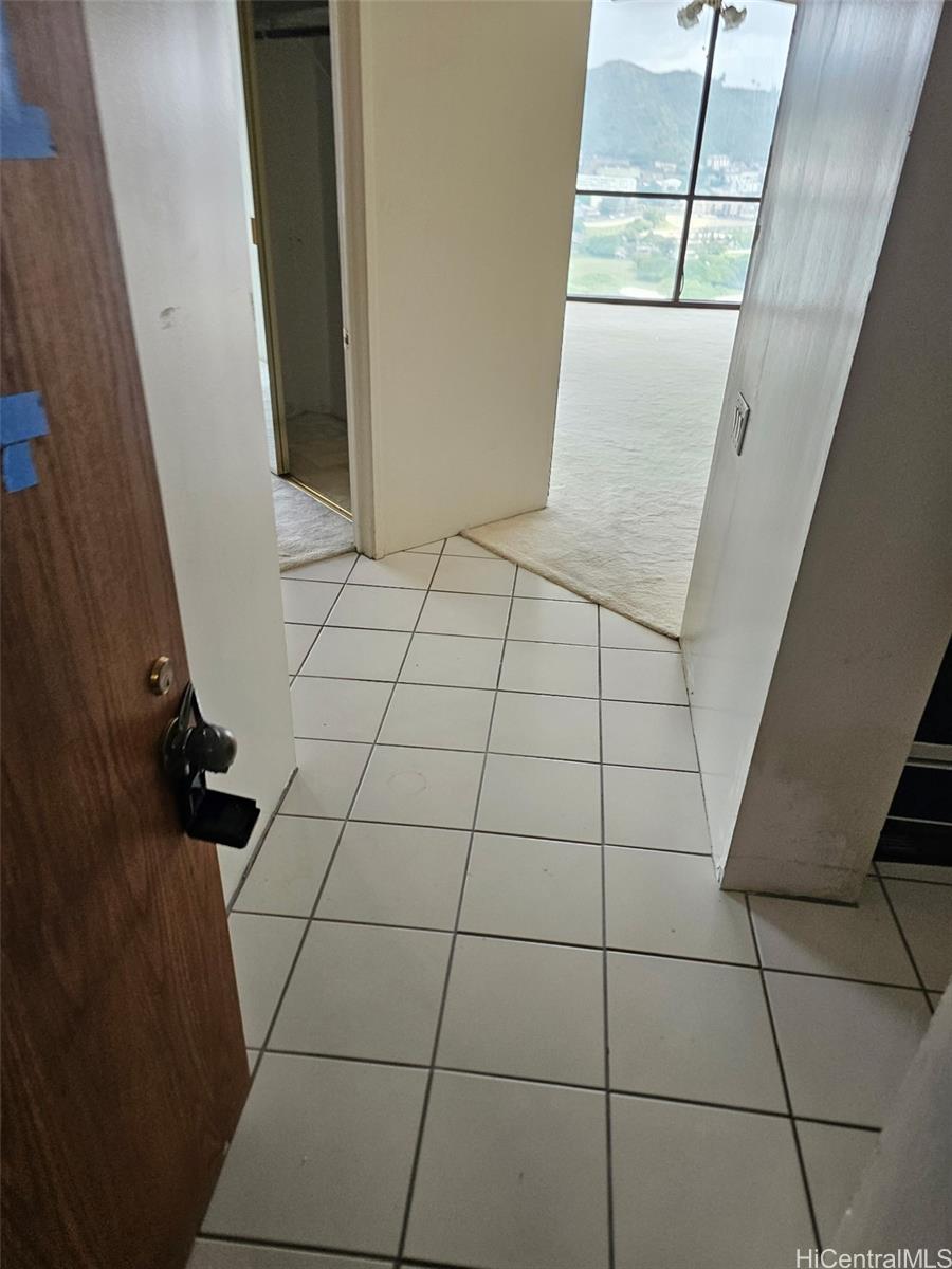 60 N Beretania Street  Unit 3406