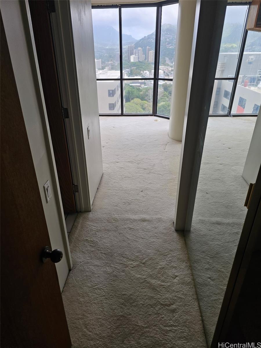 60 N Beretania Street  Unit 3406