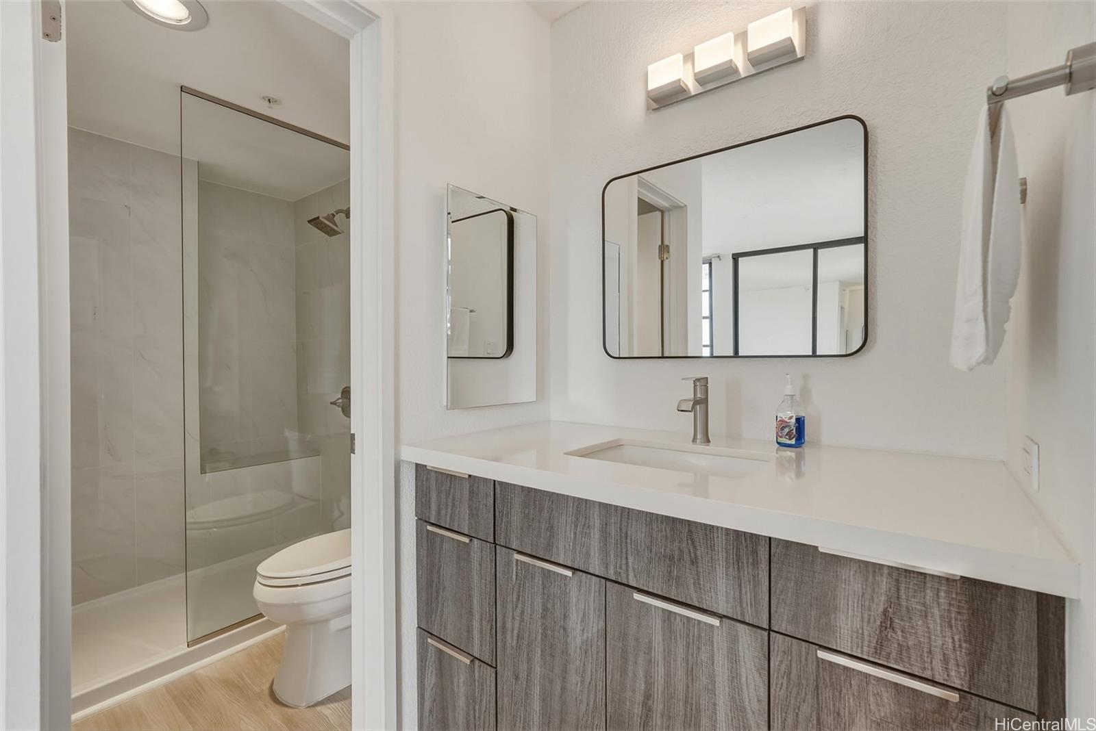 2100 Date Street  Unit 2502