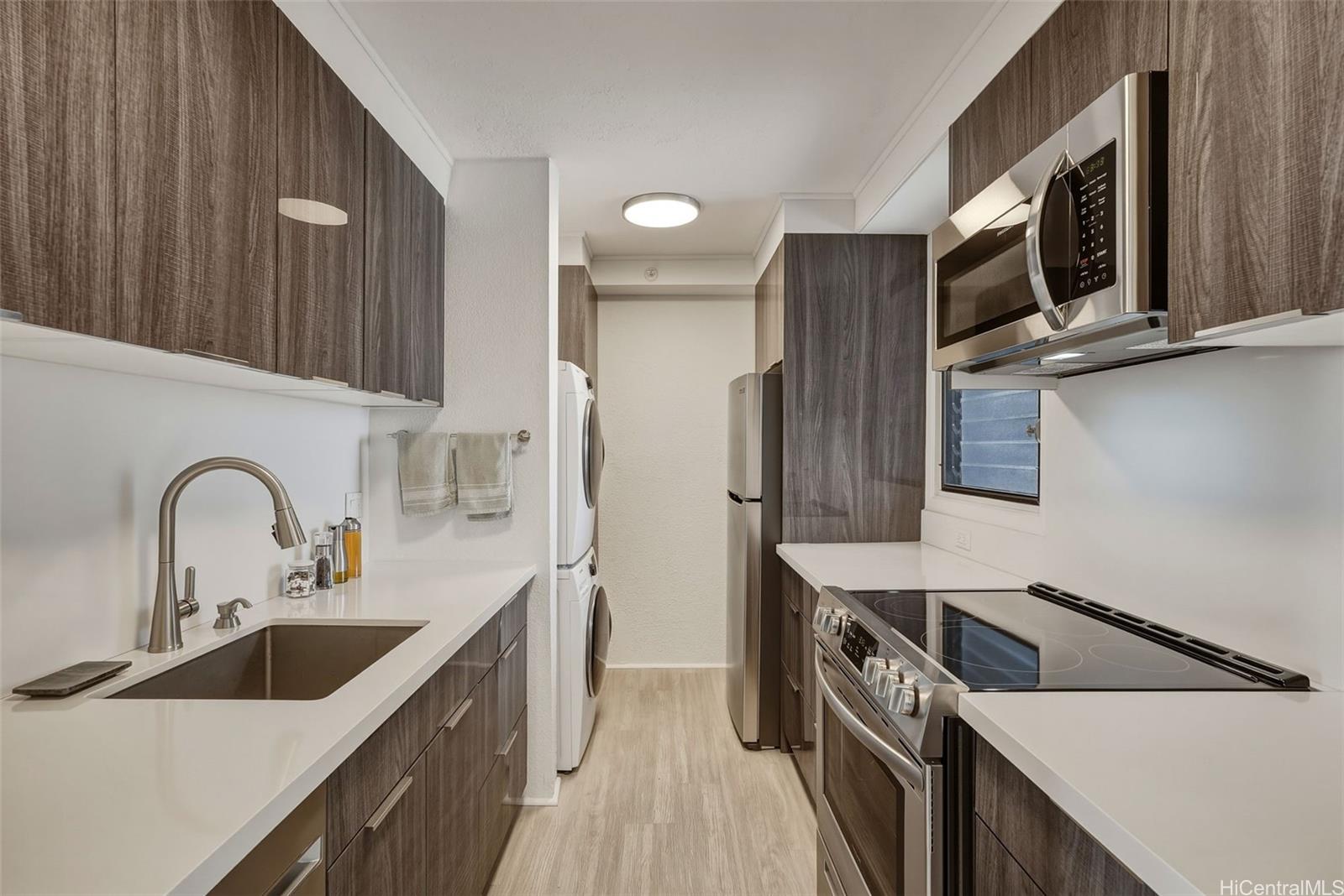 2100 Date Street  Unit 2502