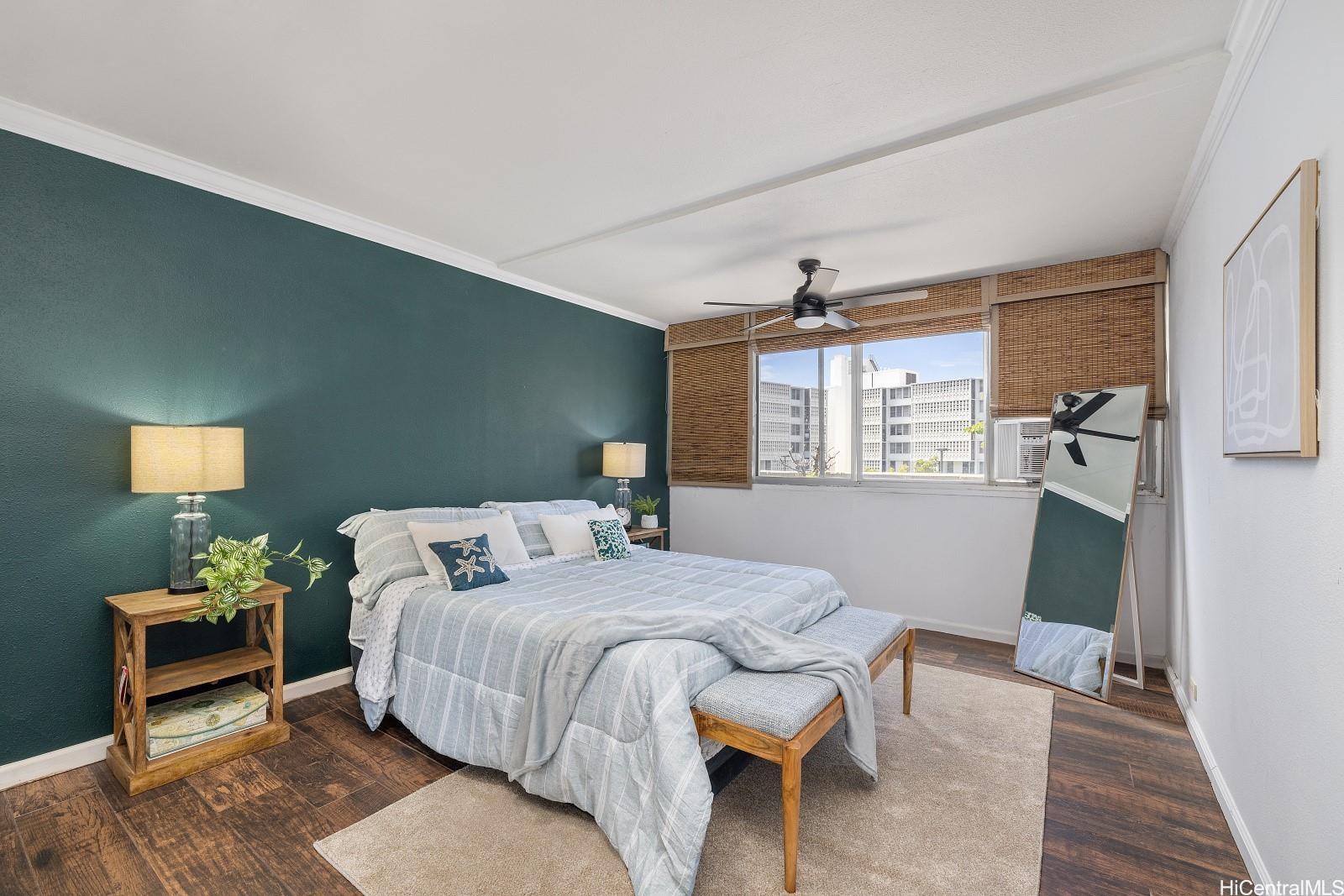 1423 Emerson Street  Unit 111
