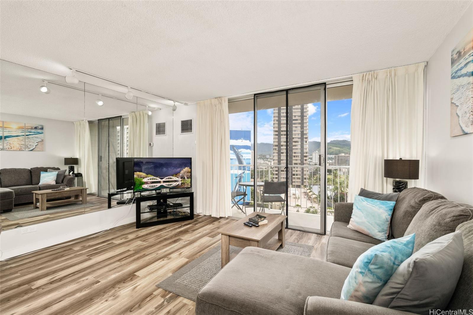 1925 Kalakaua Avenue 1306