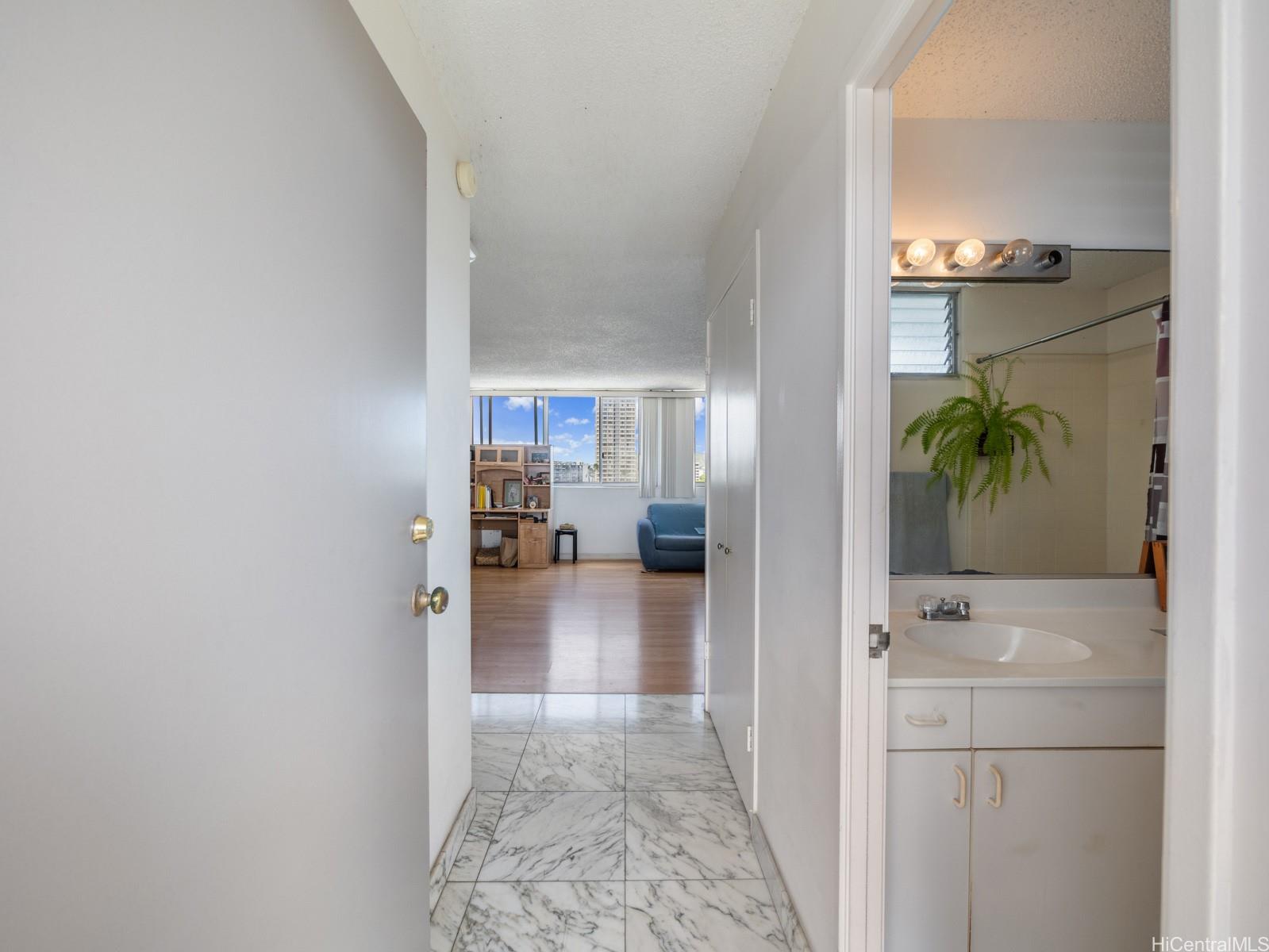 1025 Kalo Place  Unit 903