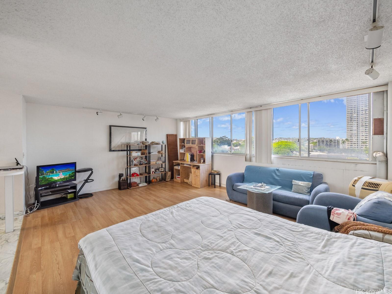 1025 Kalo Place  Unit 903