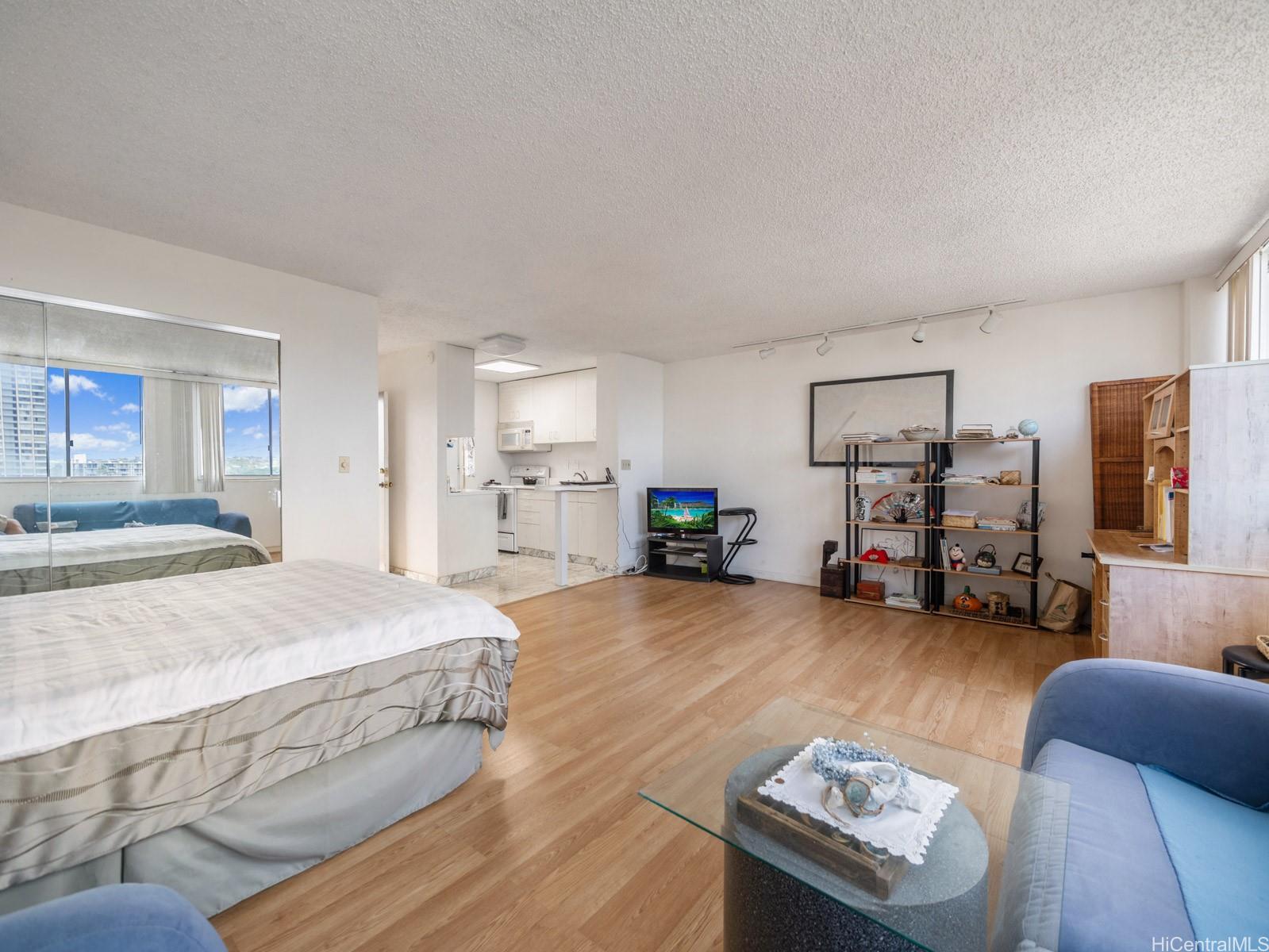 1025 Kalo Place  Unit 903