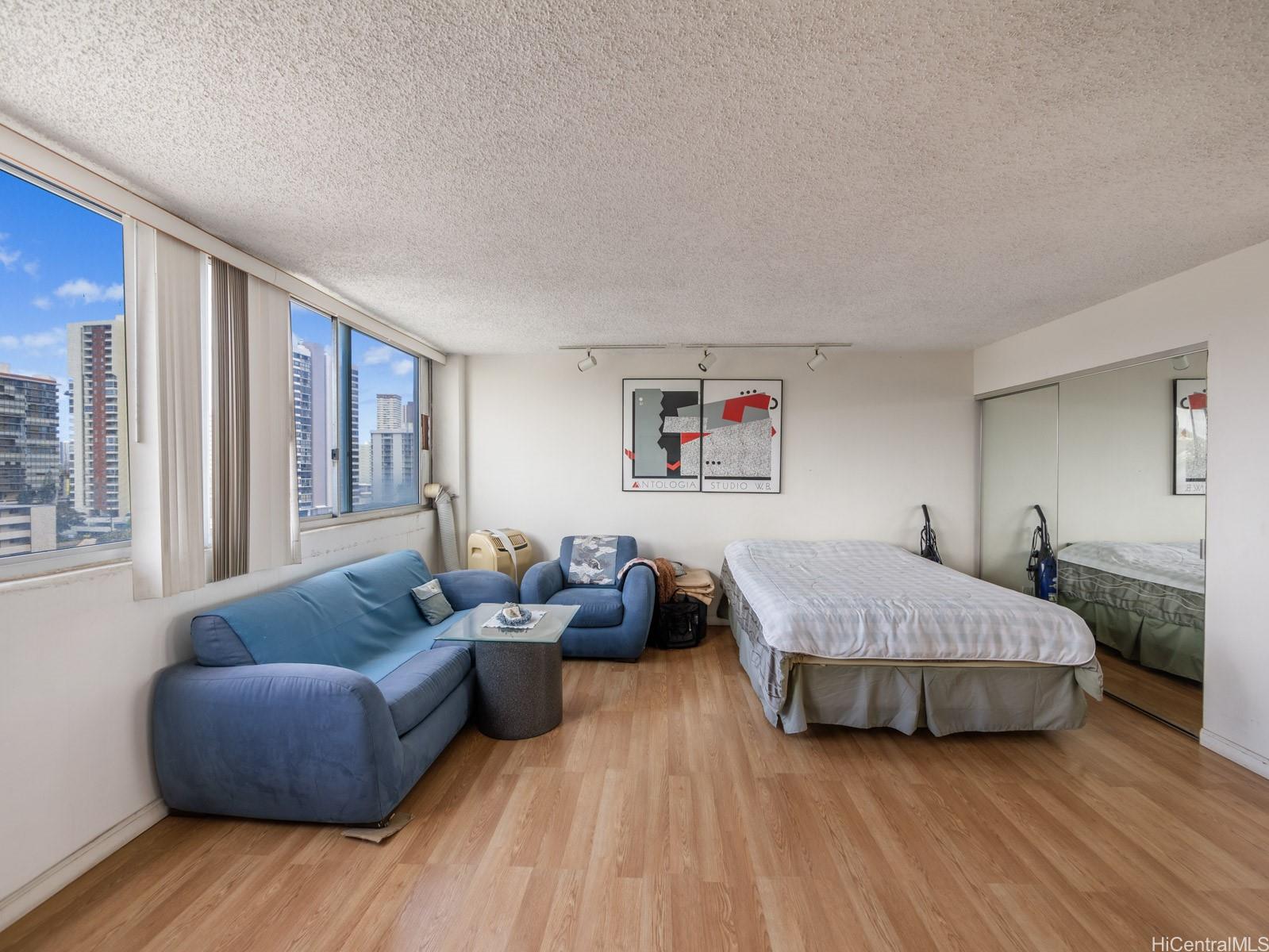 1025 Kalo Place  Unit 903