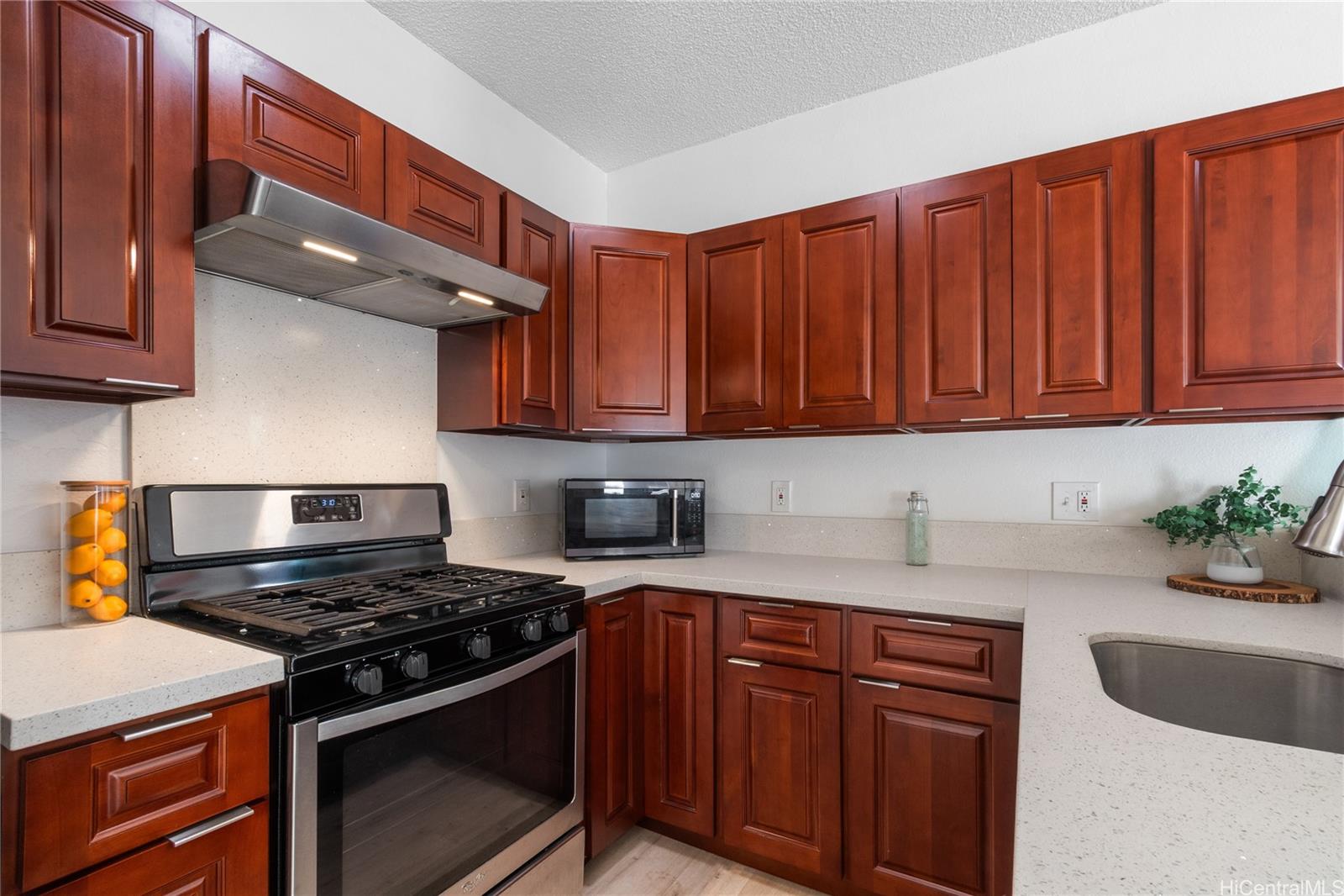 91-879 Puamaeole Street  Unit 9U