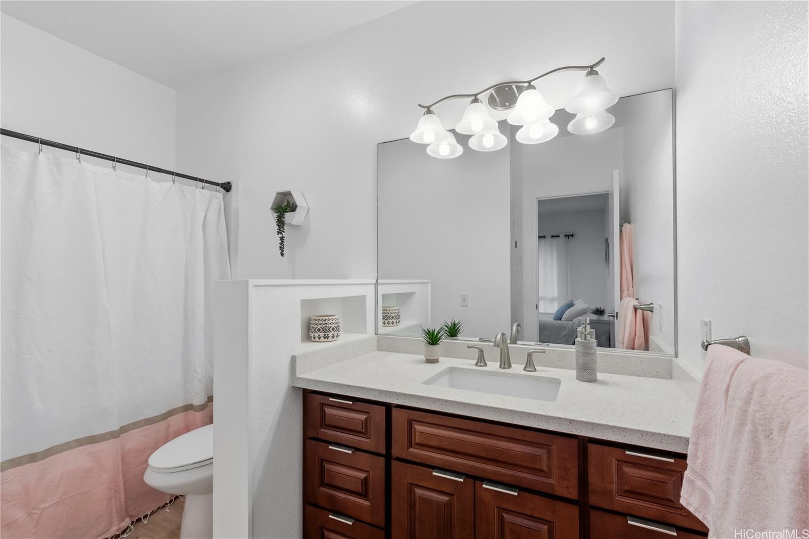 91-879 Puamaeole Street  Unit 9U