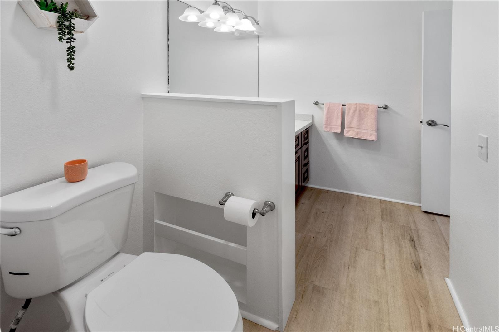 91-879 Puamaeole Street  Unit 9U