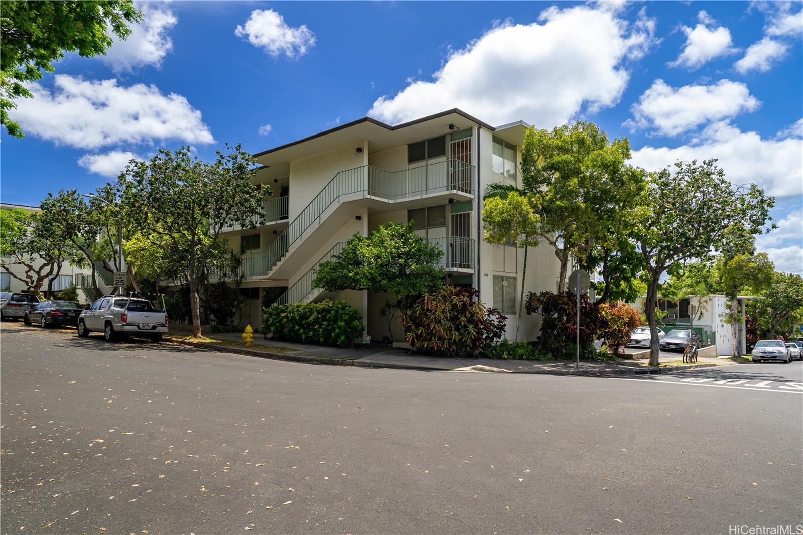 3017 Pualei Circle  Unit 216
