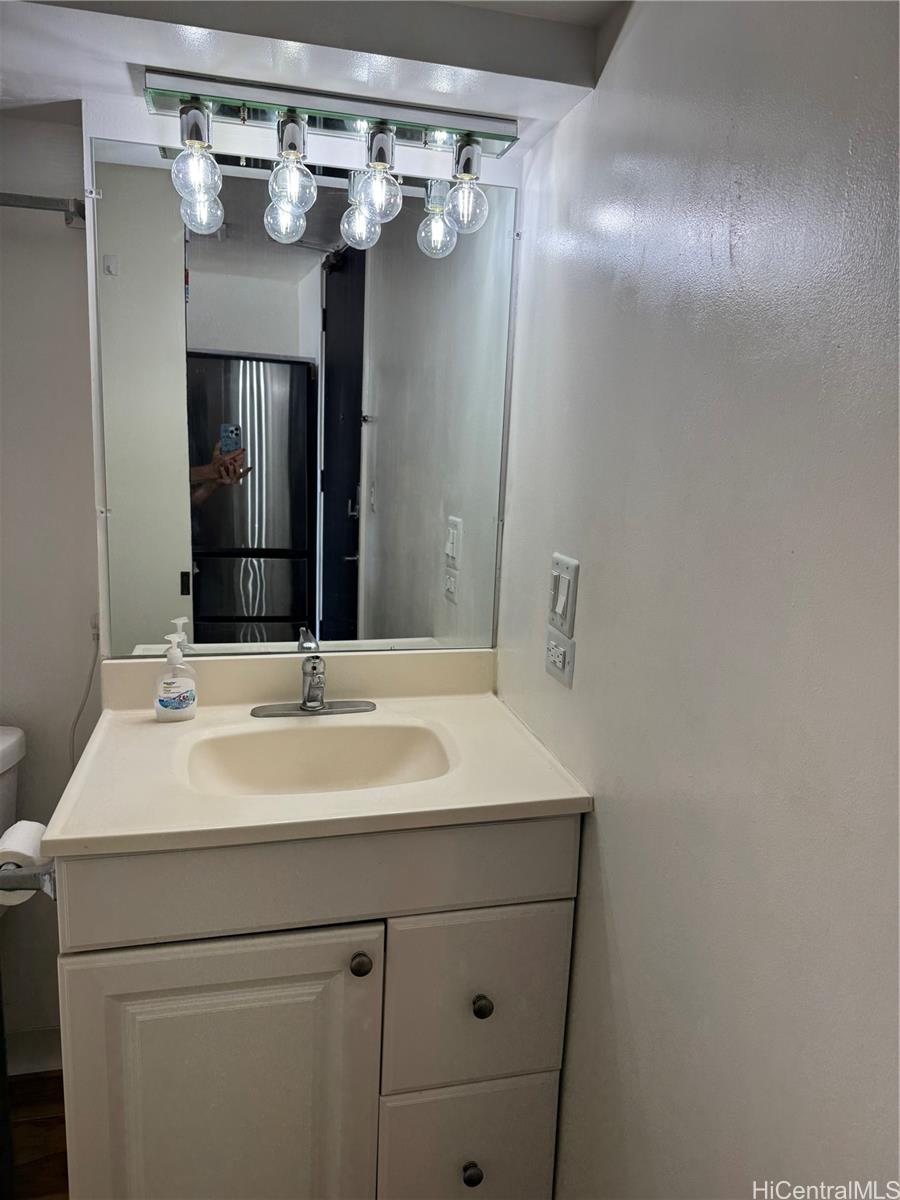 Photo 14 of 22