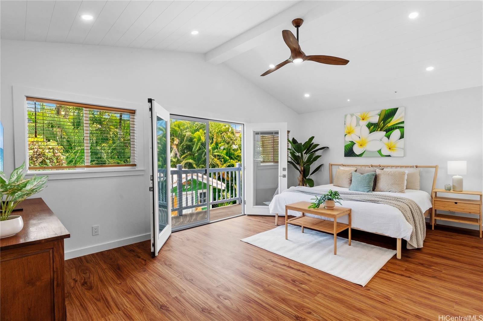 6 N Kalaheo Avenue