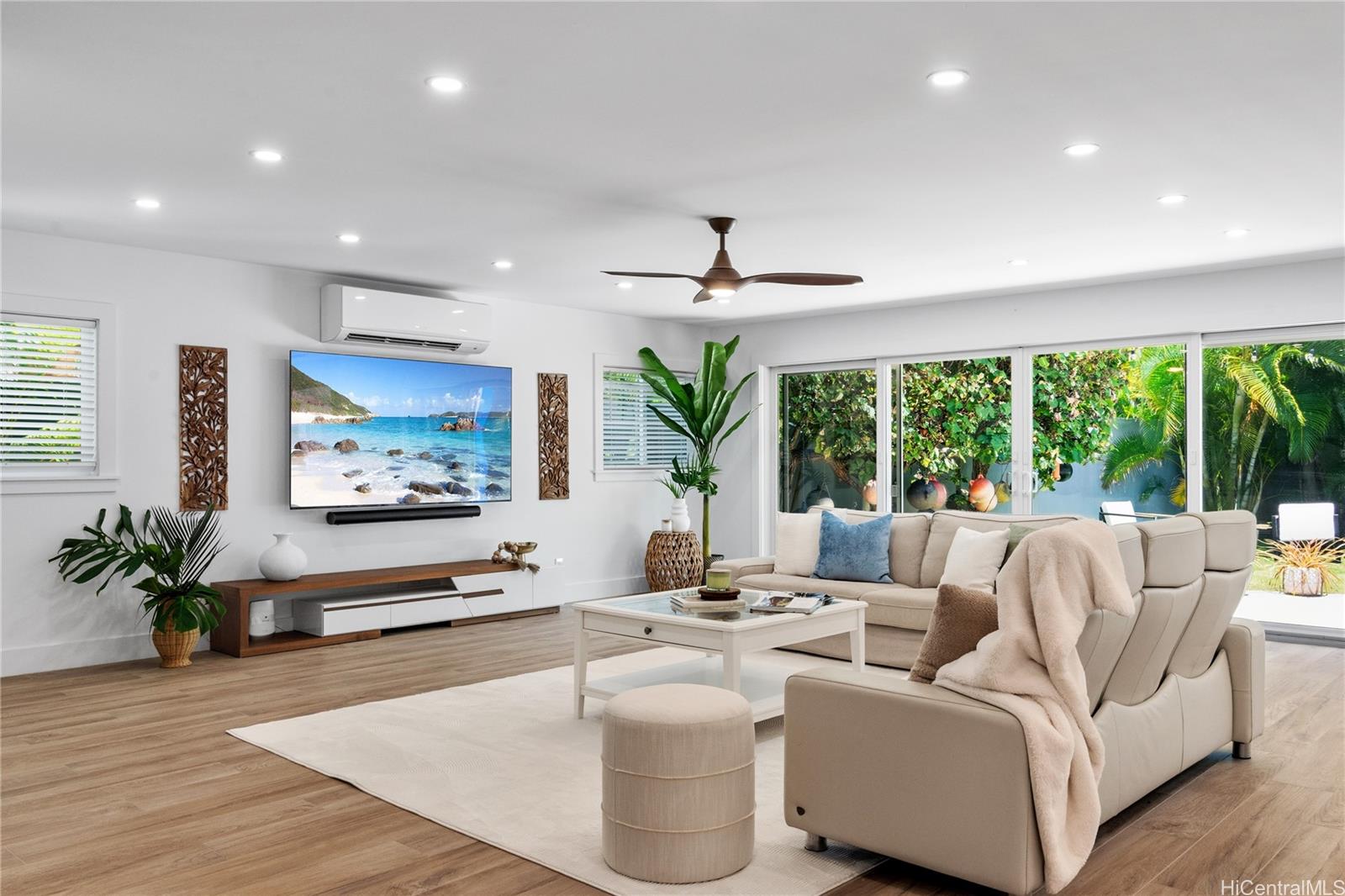 6 N Kalaheo Avenue