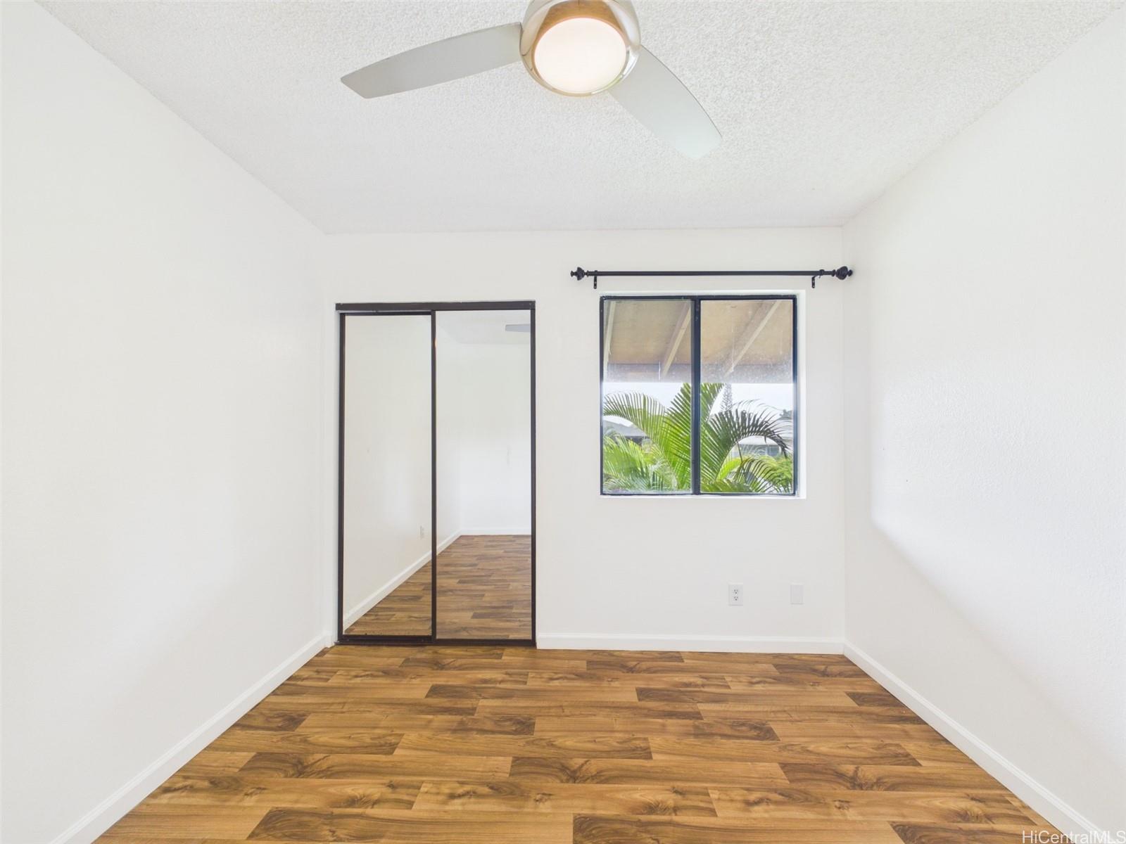 Photo 20 of 25